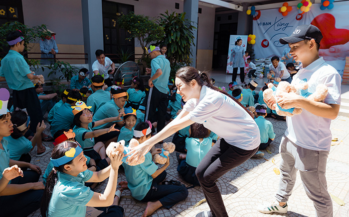 Biểu tượng uy tín và minh bạch của FV88 trong ngành cá cược trực tuyến.