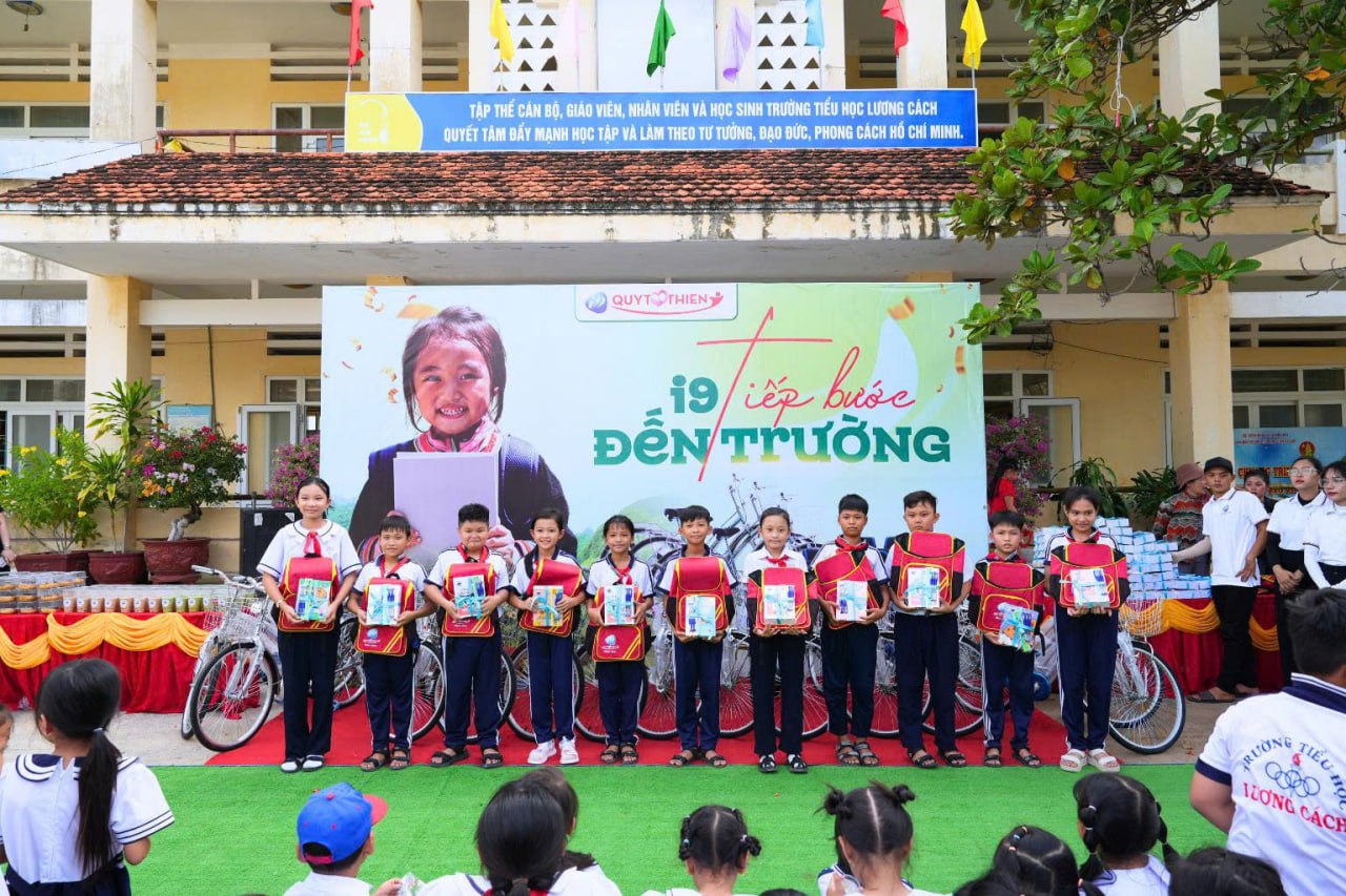 Biểu tượng đổi mới công nghệ và trải nghiệm người dùng tối ưu tại FV88.